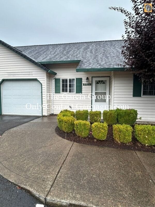 Building Photo - 3521 SE Vineyard Rd