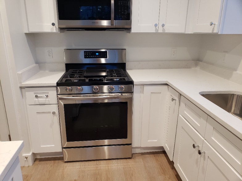 Building Photo - 6887 S 190 E