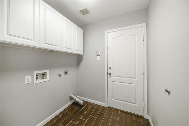 Building Photo - 8409 Luzerne Dr