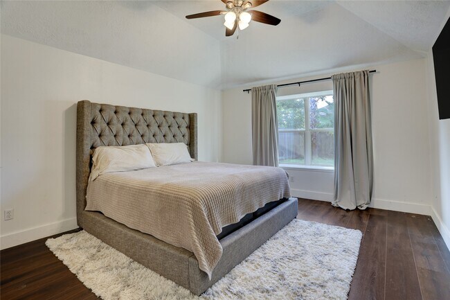 Building Photo - 11319 Windy Creek Dr
