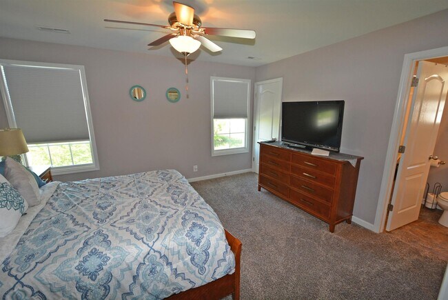 Building Photo - 3816 Harvest Ridge