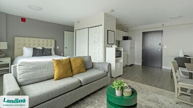 Building Photo - 305 Dr. M.L.K. Jr St S