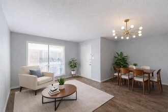 Building Photo - 100 Uhland Rd