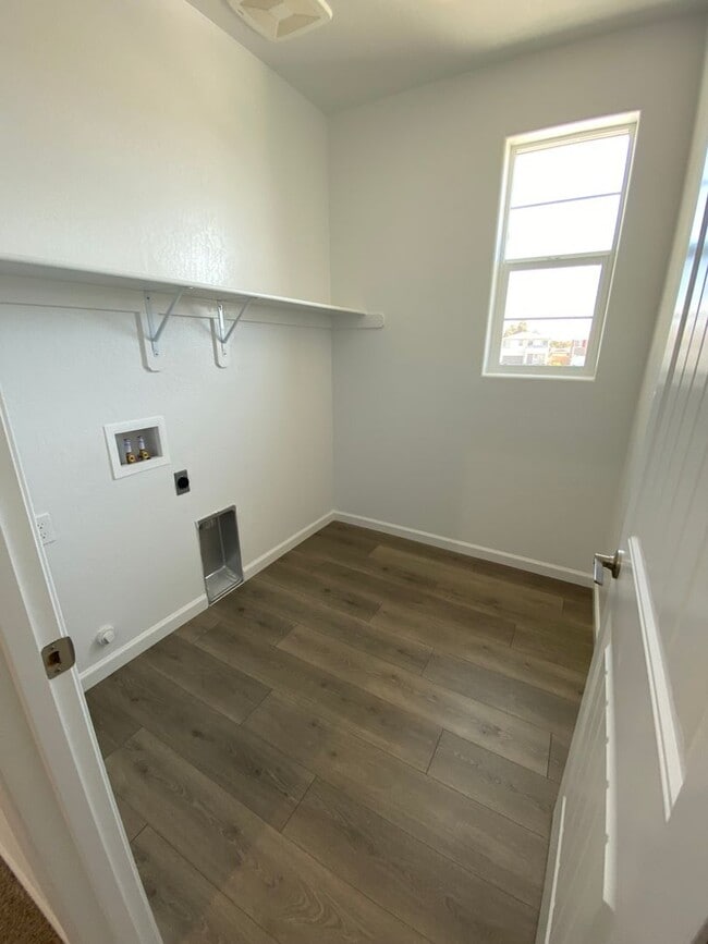 Building Photo - Be the First to Live in This Stunning New ...