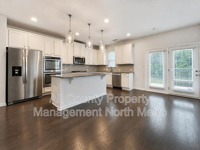 Building Photo - 7880 Brewton Creek Dr