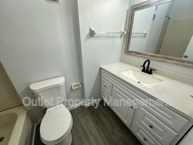 Building Photo - 12034 Tift Cir