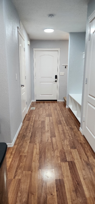 Building Photo - 1122-1122 SW Mayflower