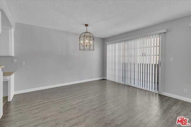 Building Photo - 4647 Willis Ave