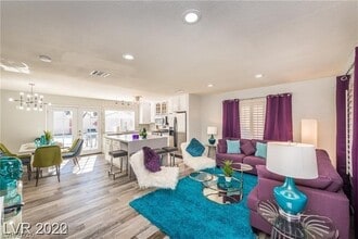 Building Photo - 7067 Westpark Ct