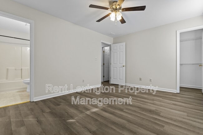 Building Photo - 3175 Kirklevington Dr