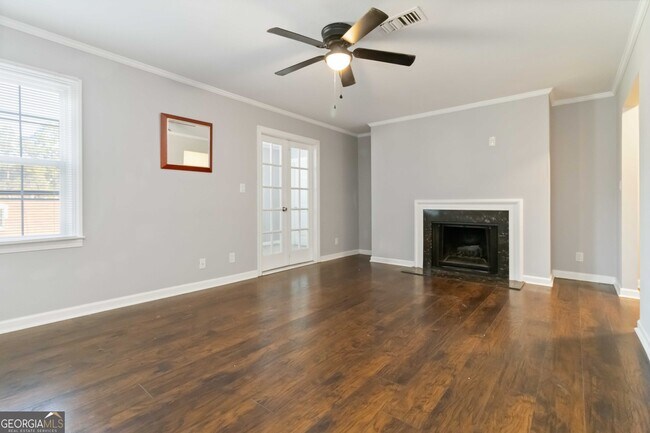 Building Photo - 46 Le Parc Fontaine