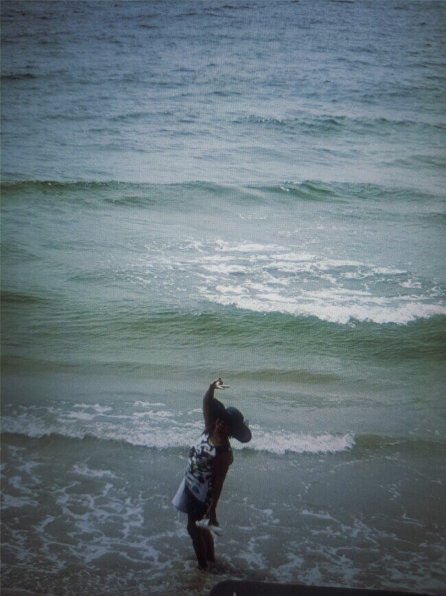 Building Photo - 9420 Seawall Blvd