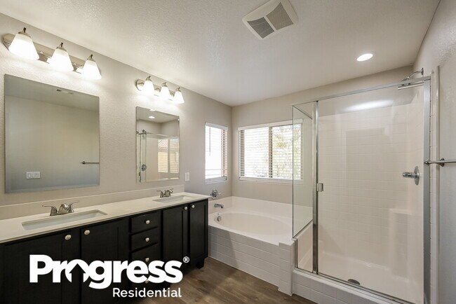 Building Photo - 7256 Coppertip Ave