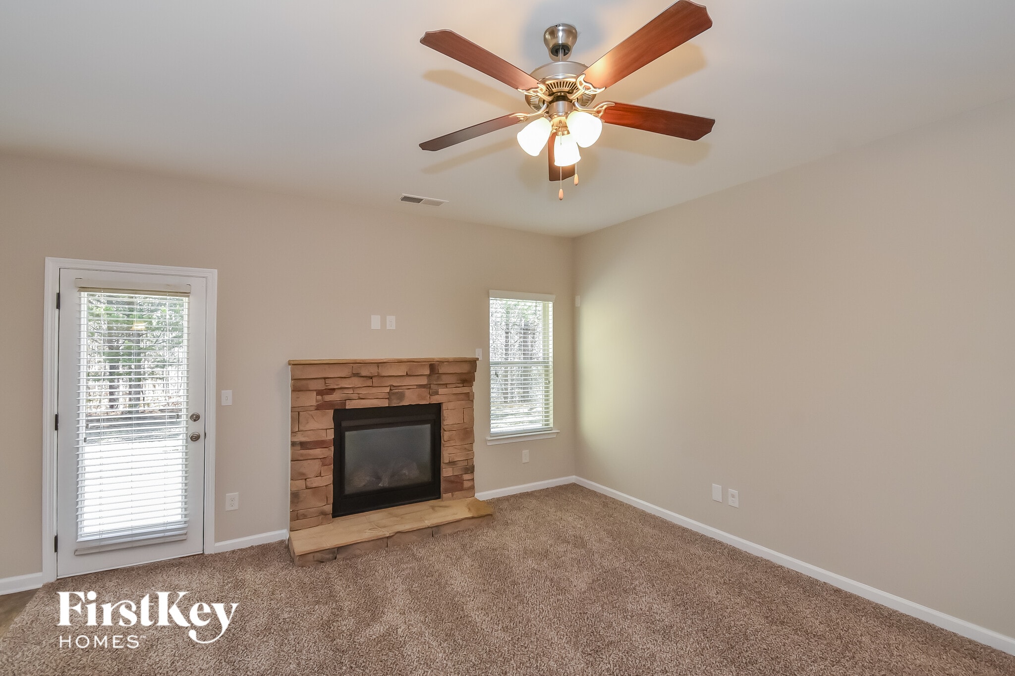 Building Photo - 6709 Oak Hill Pl