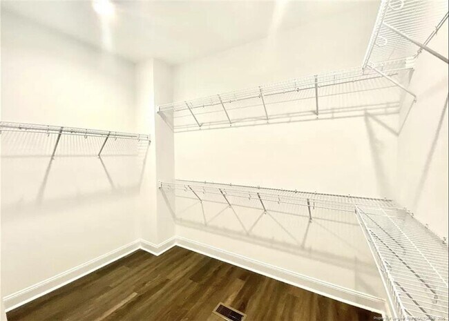 Building Photo - 442 W Summerchase Dr