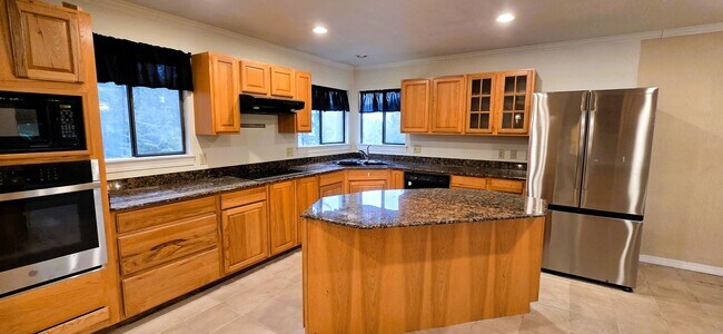 Building Photo - 4-Bed, 3-Bath Home on The Beautiful Avondale Golf Course in Hayden