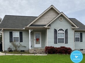 Building Photo - 149 Saige Ct