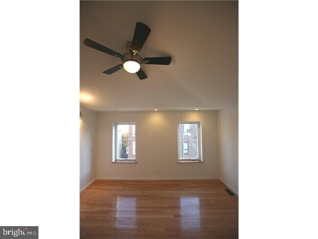 Building Photo - 209 W Wildey St