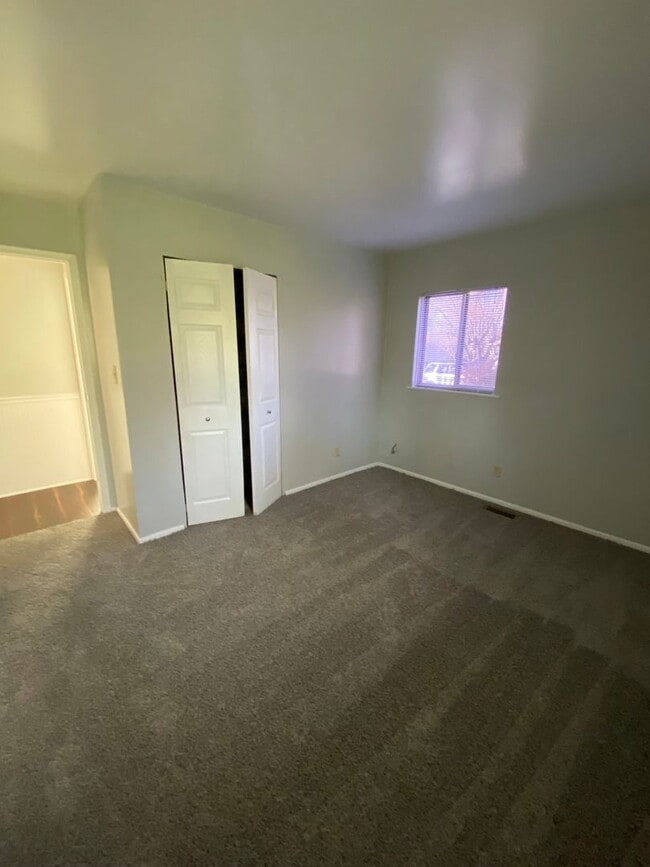 Building Photo - Available May 2026;  Monthly rent $1,500