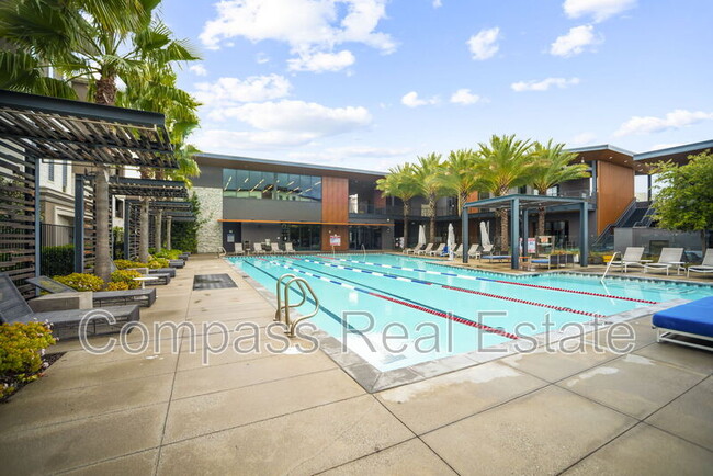 Building Photo - 5720 Greige Cir