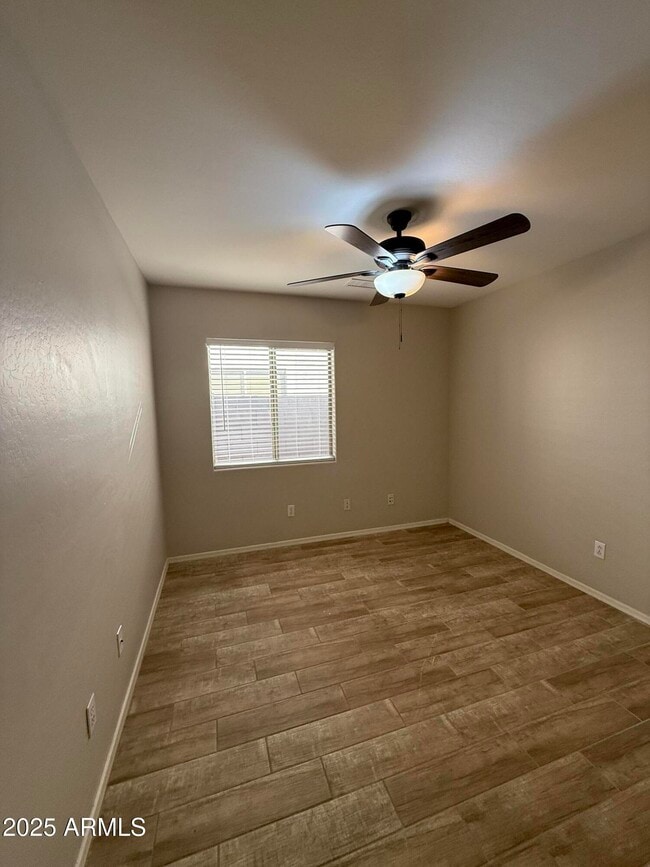 Building Photo - 5418 W Jessica Ln