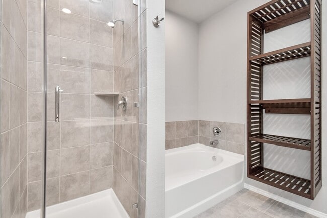 Building Photo - 13967 Leigh Lake Ln