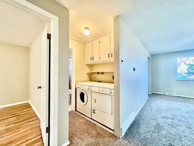 Building Photo - Duplex Unit Now Available!