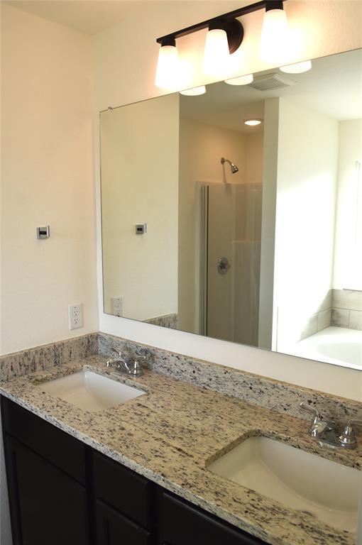 Building Photo - 2007 Filmore Cv