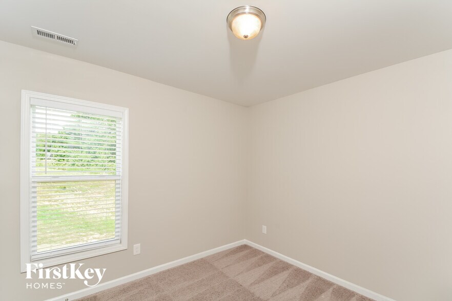 Building Photo - 187 Crawford Pkwy