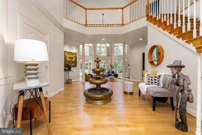 Building Photo - 1445 Mayhurst Blvd