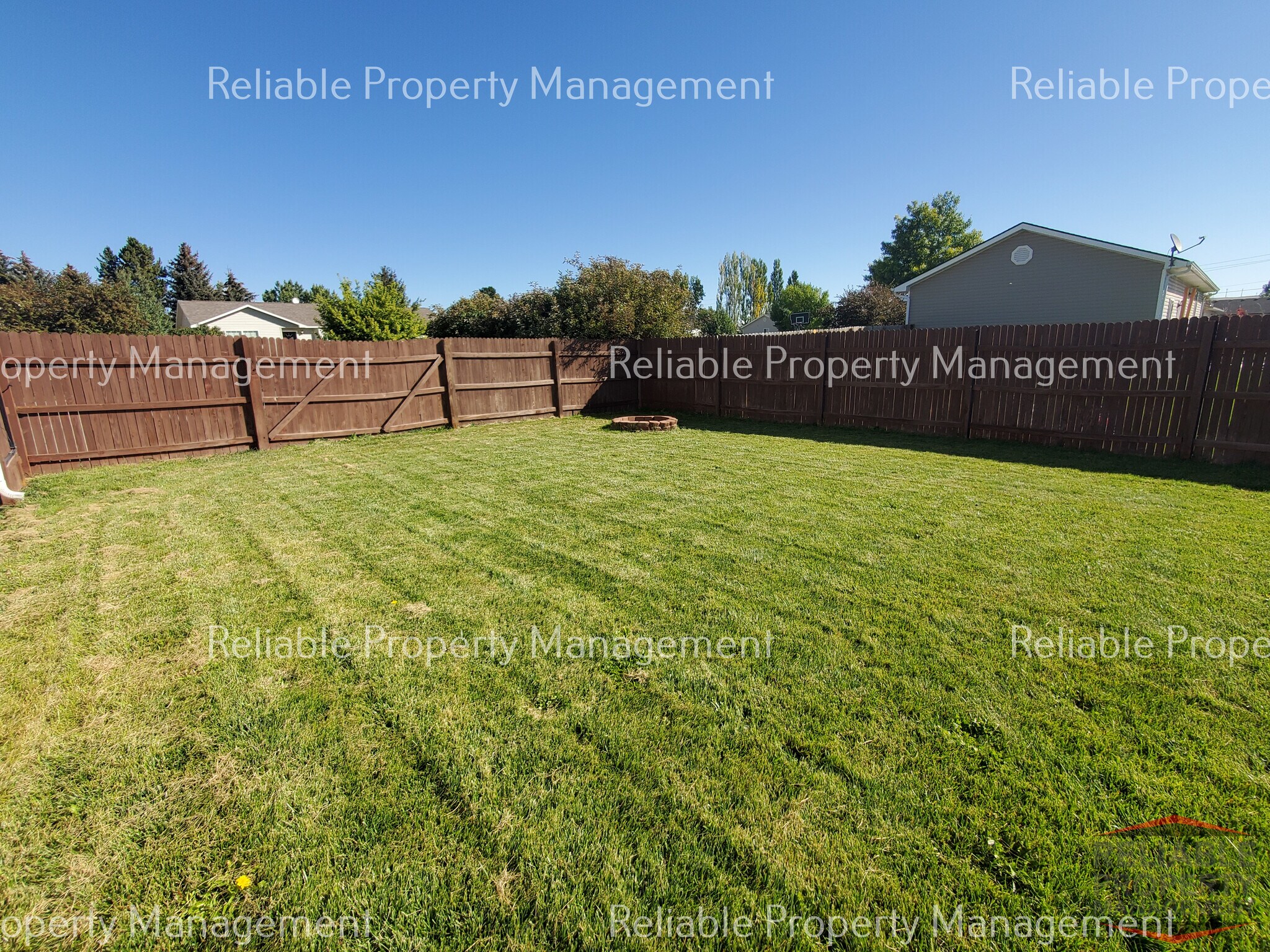Building Photo - 4440 E Ladino Dr