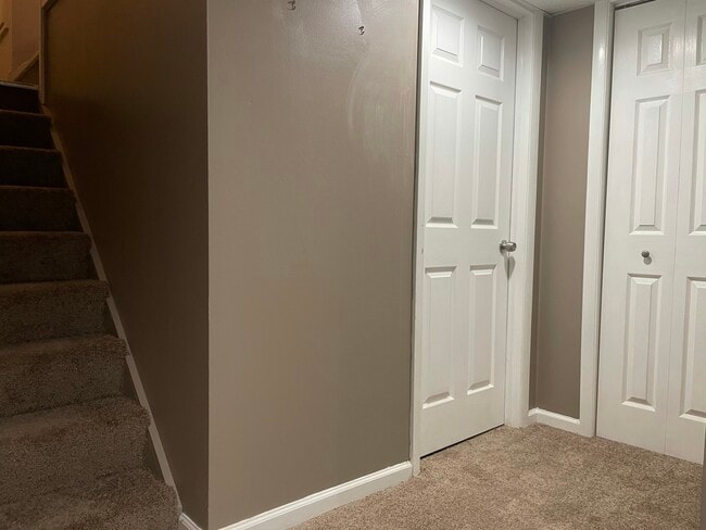 Building Photo - Mayfield