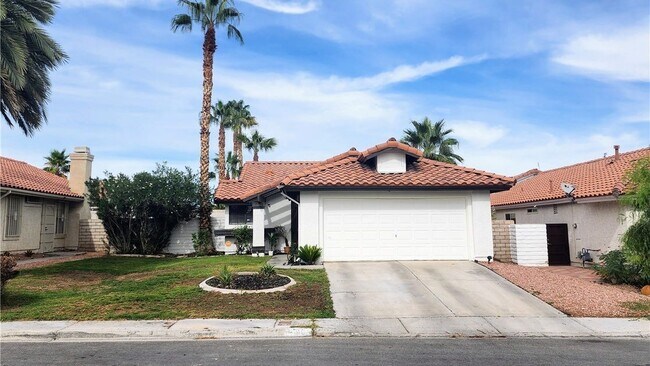 Building Photo - 824 Clear Diamond Ave