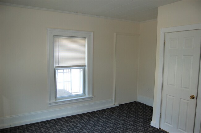 Building Photo - 57 Methuen St