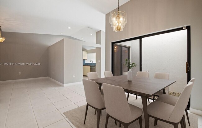 Building Photo - 6654 NW 173rd Ln