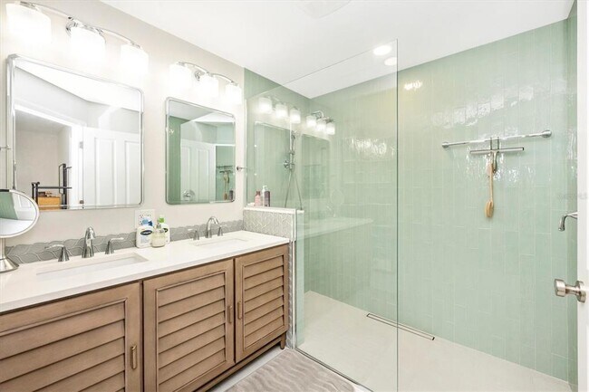 Building Photo - 3905 Glen Oaks Manor Dr