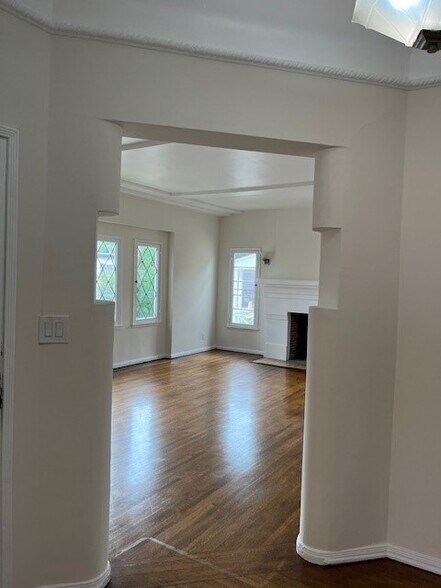 Building Photo - 7930 Blackburn Ave