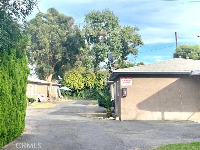 Building Photo - 650 N 3rd Ave