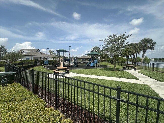 Building Photo - 6264 Great Bear Dr