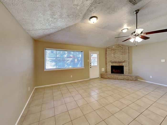 Building Photo - 5927 Woodmancote Dr