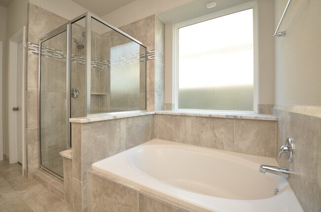 Building Photo - 3502 Gannan Lake Ct