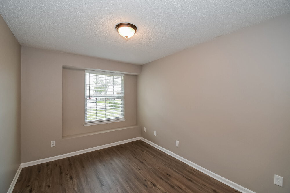 Building Photo - 8544 Moss Pointe Trail N