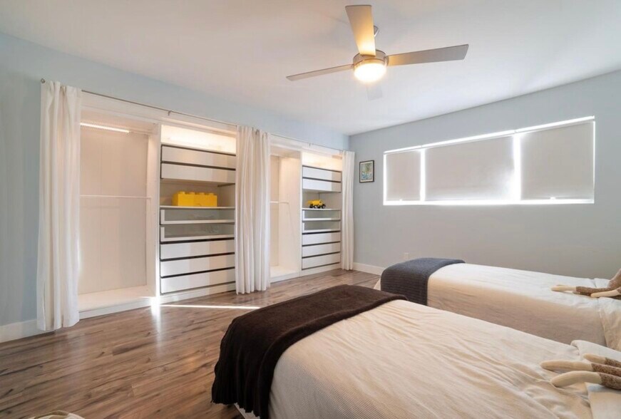 Bedroom 3 - 1530 Marine Ave