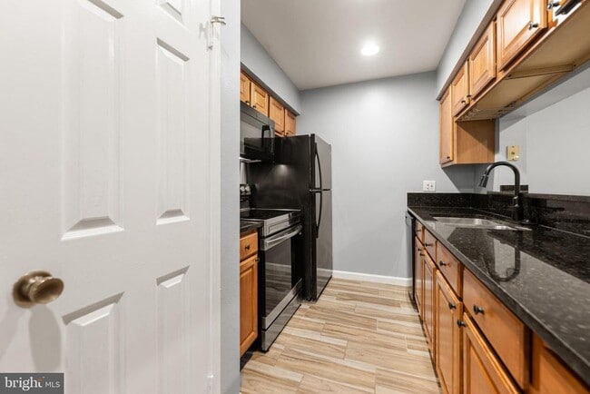 Building Photo - 3309 Wyndham Cir