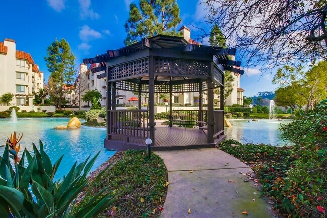 Building Photo - 5875 Friars Rd