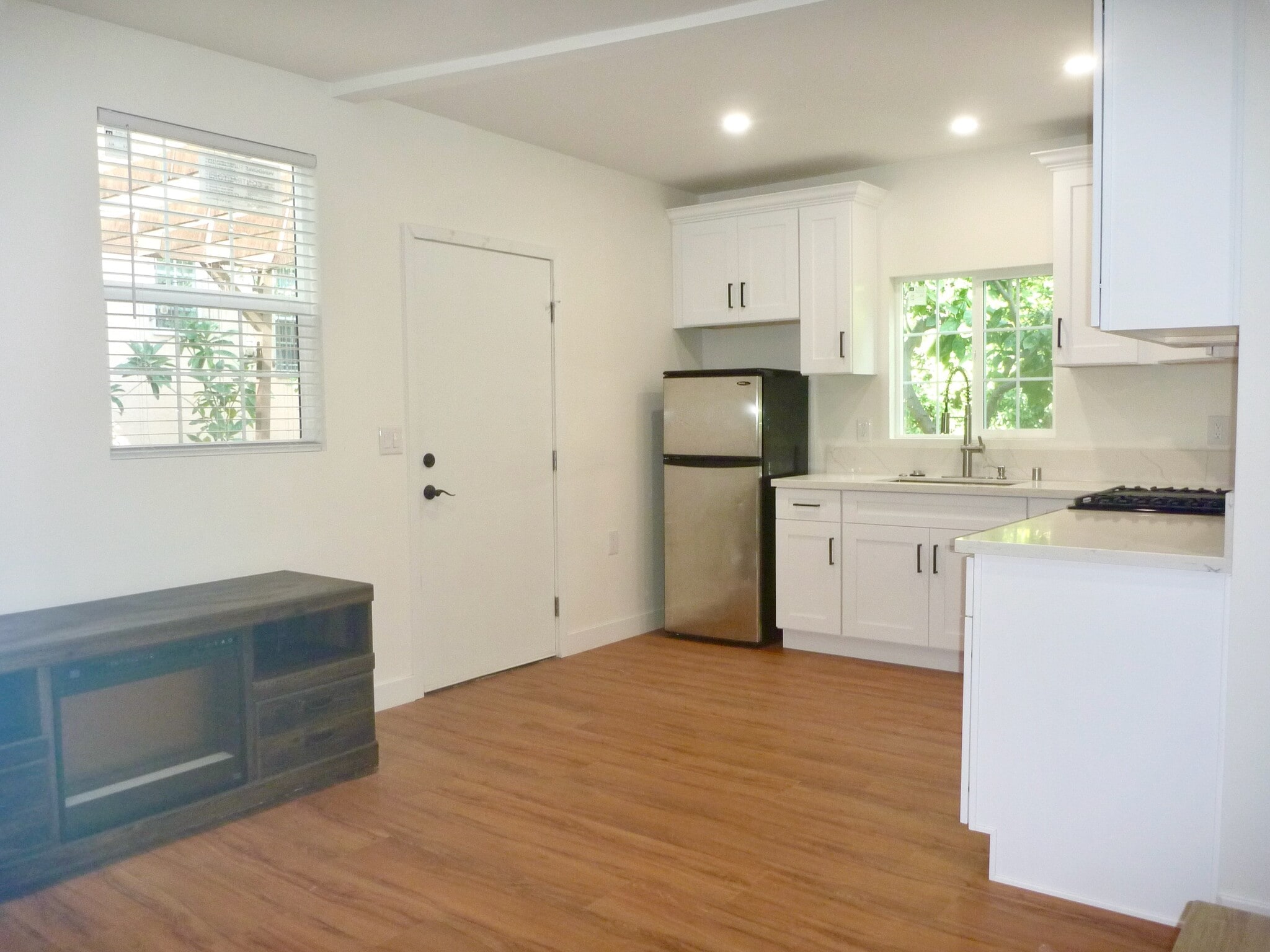 Building Photo - 1110 S Wooster St