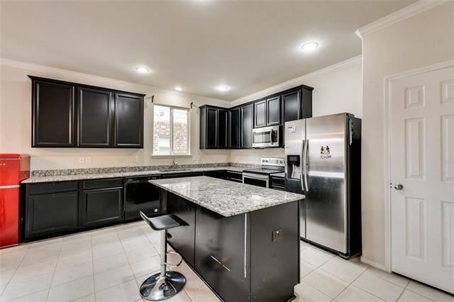 Building Photo - 2401 Buelingo Ln