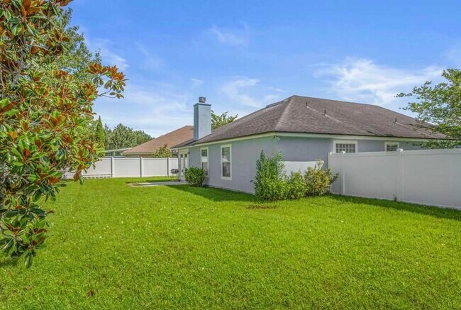 Building Photo - 891 E Red House Branch Rd