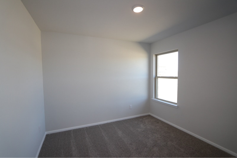 Building Photo - 616 Frst Pk Pkwy