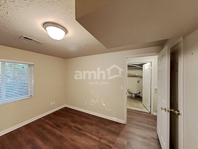 Building Photo - 1452 S 1350 W